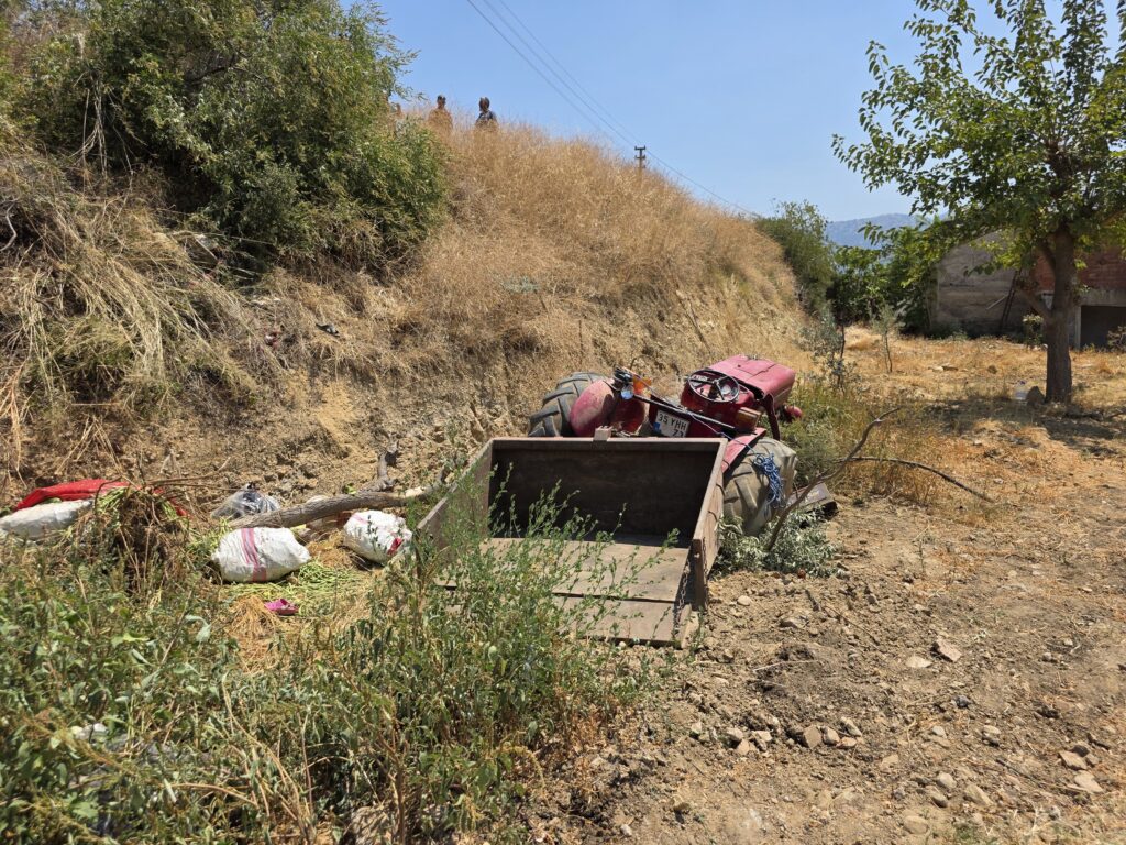 Tire’de Traktör Kazası: 5 Yaralı, 1’i Ağır