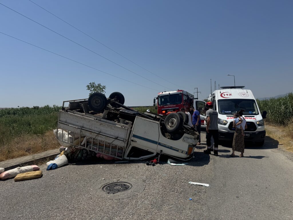 Tire’de Trafik Kazası: Takla Atan Araçta 1 Kişi Yaralandı