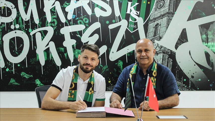 Kocaelispor’da Petkovic imzayı attı