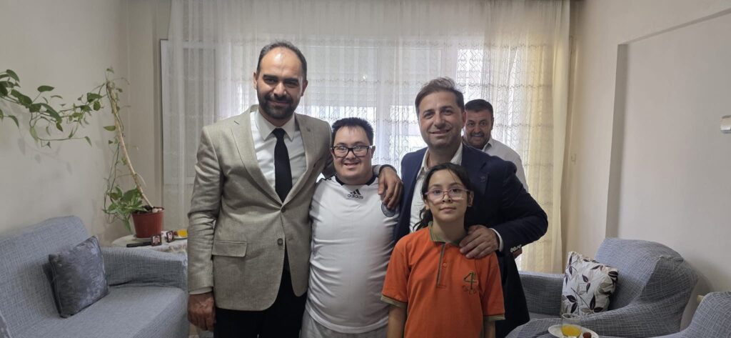 AK Parti’den Tire’de Türkiye Yüzyılı Buluşmaları