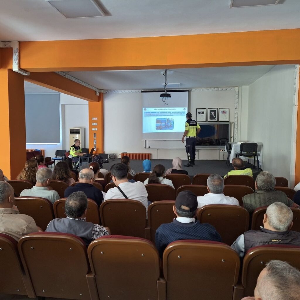 Tire’de Taşımalı Eğitim Personeline Eğitim verildi