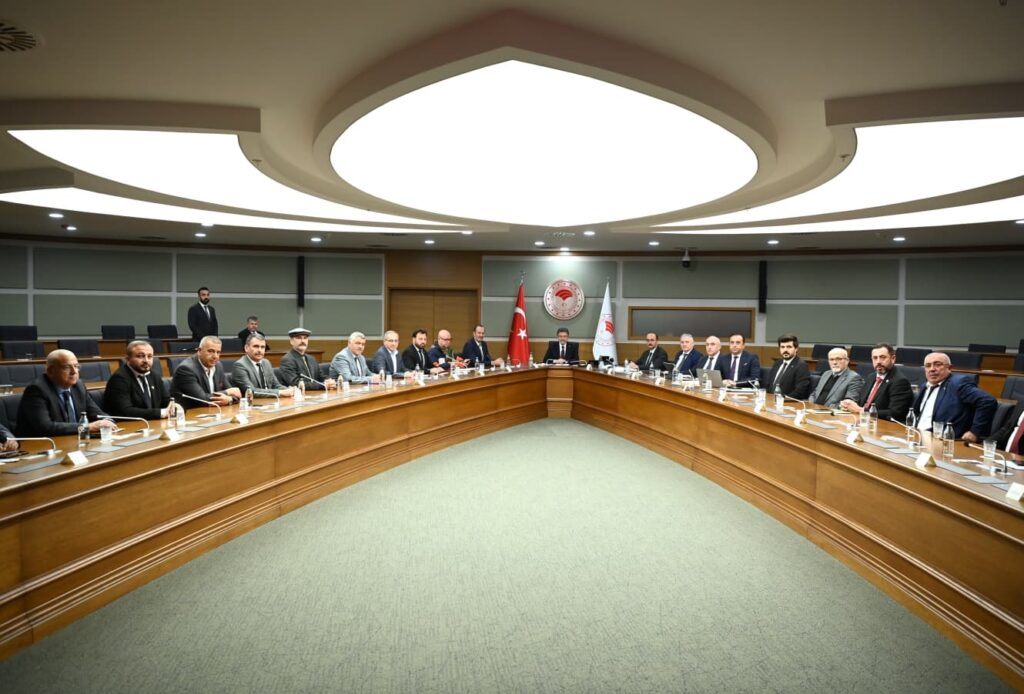 TİRE SÜT KOOPERATİFİ BAŞKANI OSMAN ÖZTÜRK’TEN ANKARA’DA KRİTİK TEMASLAR