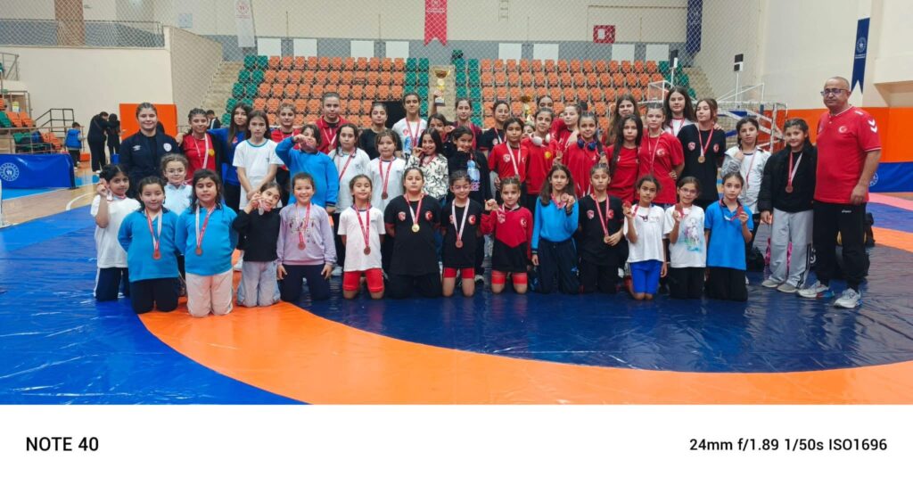 Tireli Güreşçilerden 10 Kasım Turnuvasında Büyük Başarı