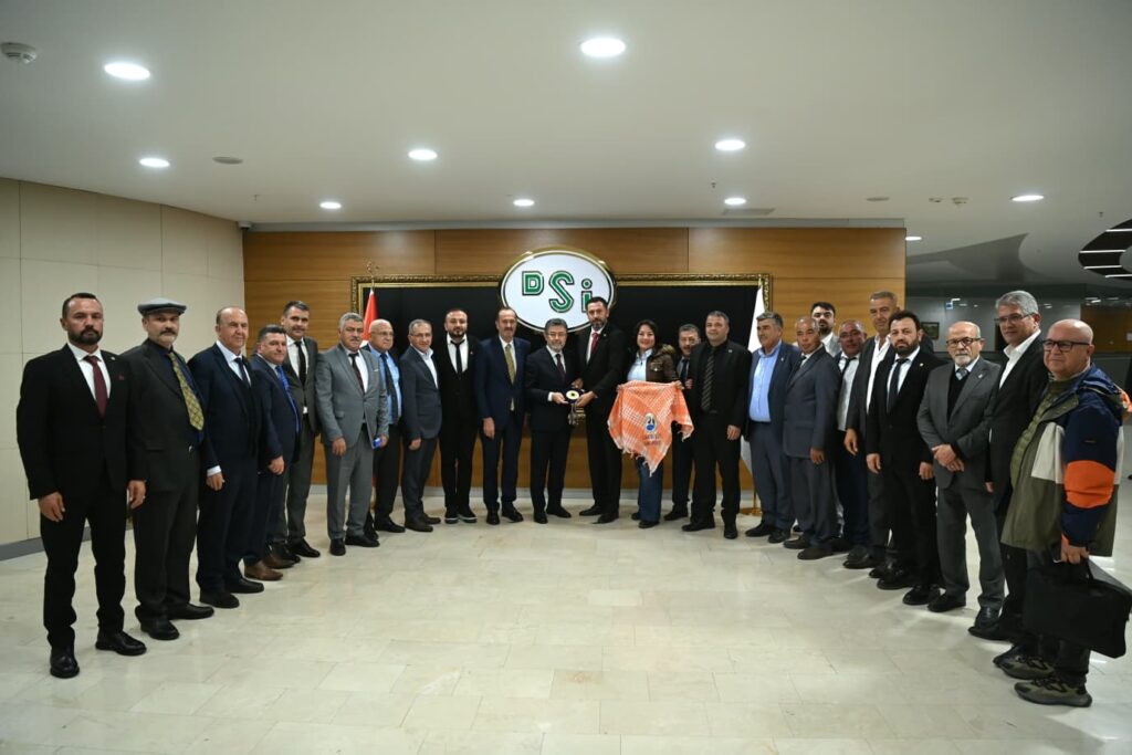 Karateke ve Tire Süt Kooperatifi’nden Bakan Yumaklı’ya Ziyaret