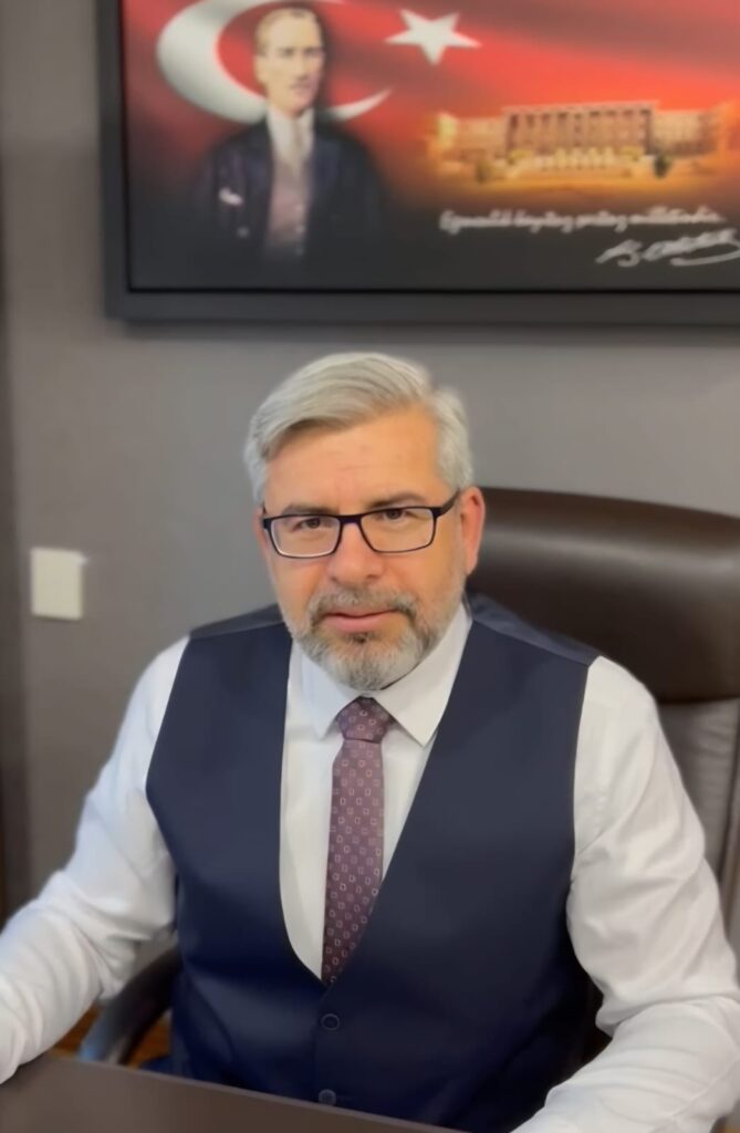 Tarihî Bir Hafıza Mekânı: Necip Paşa KütüphanesiHafta Sonu Kapalı Olması: Önemli Bir Eksiklik