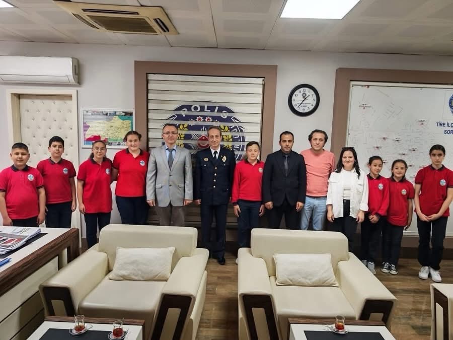 Tire’de Öğrencilerden Polis Haftası’nda Anlamlı Ziyaret 