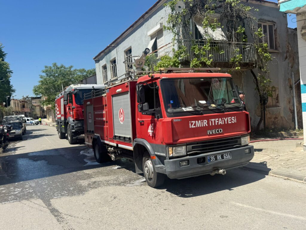 Tire’de ev yangını